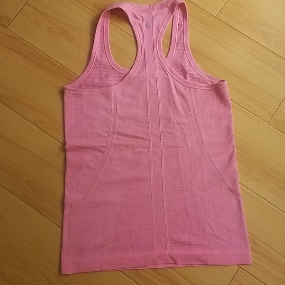Lululemon pink racer back tank